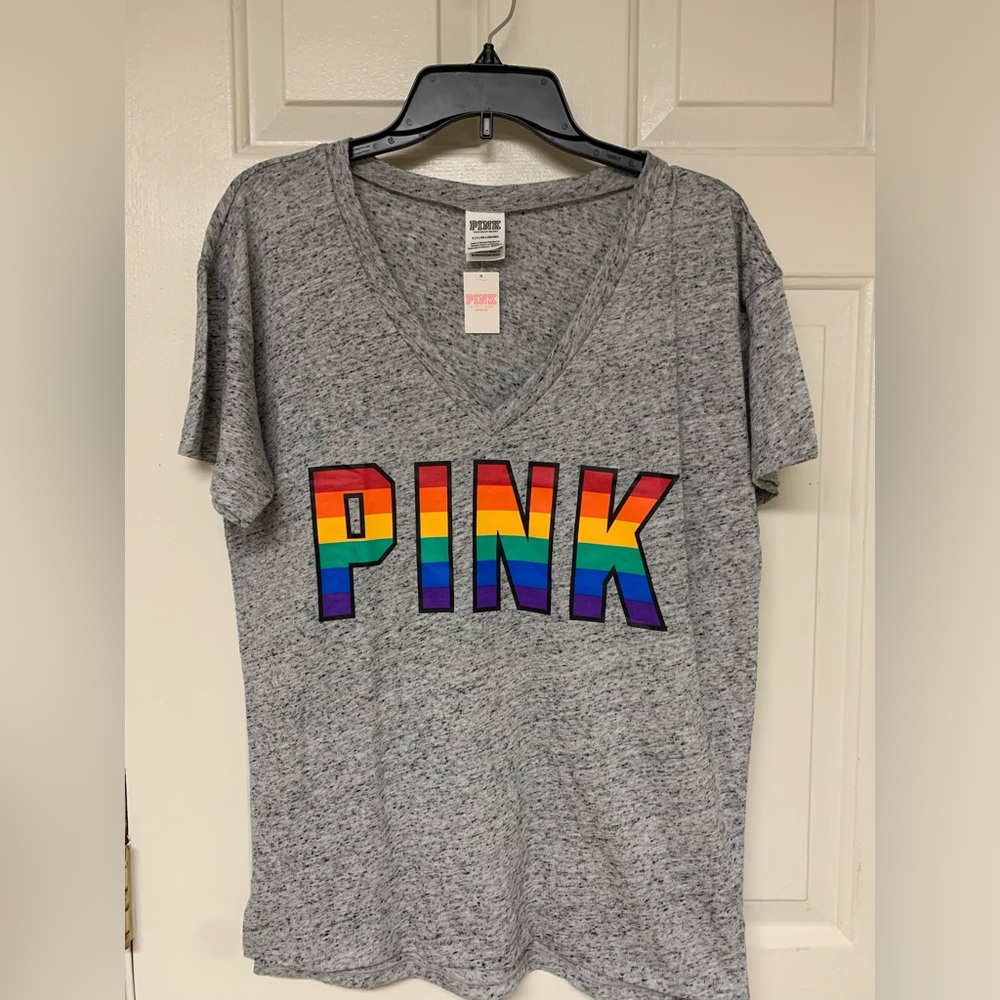 🛍️2/$25🛍️ PINK Rainbow Logo Campus Tee